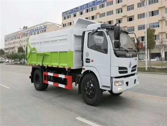 東風(fēng)多利卡壓縮對接式垃圾車