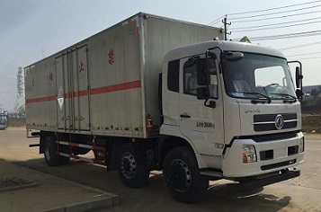 程力威牌CLW5256XZWD5型雜項(xiàng)危險(xiǎn)物品廂式運(yùn)輸車(chē)