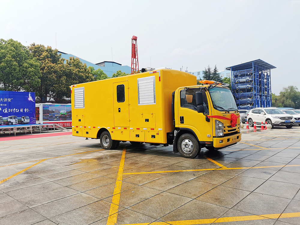 五十鈴電源車移動(dòng)式電源保障車[500KW]