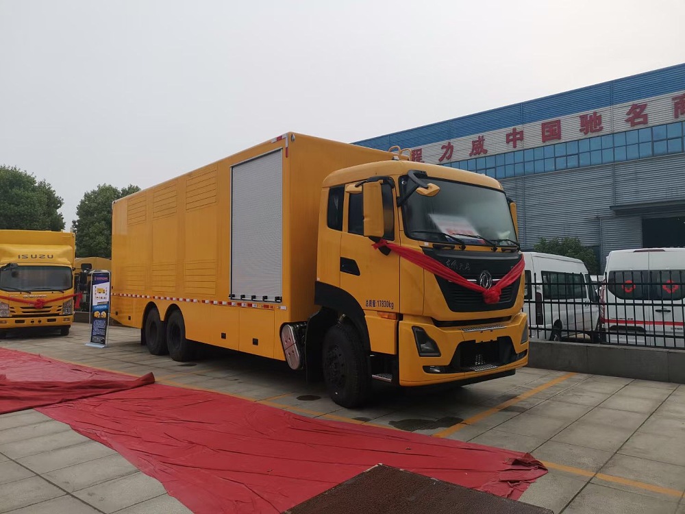 各種拖掛式防汛排澇發(fā)電搶險(xiǎn)泵車定制[1000m3/h]