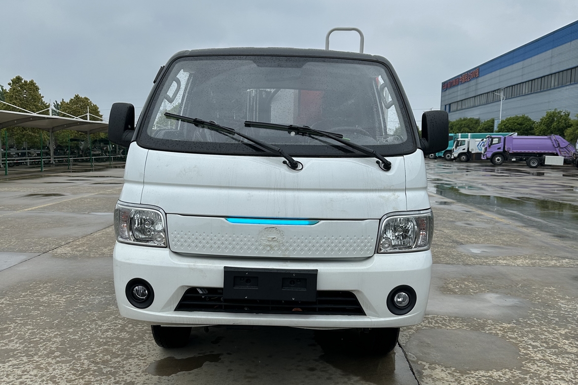 4.5方純電動(dòng)壓縮式垃圾車