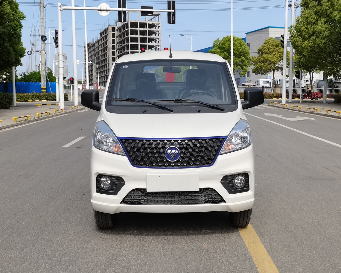 福田祥菱純電動勾臂垃圾車